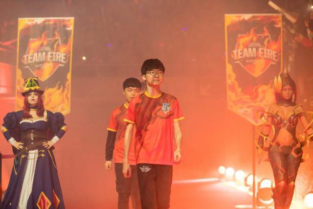 德泽尔比 德泽尔比