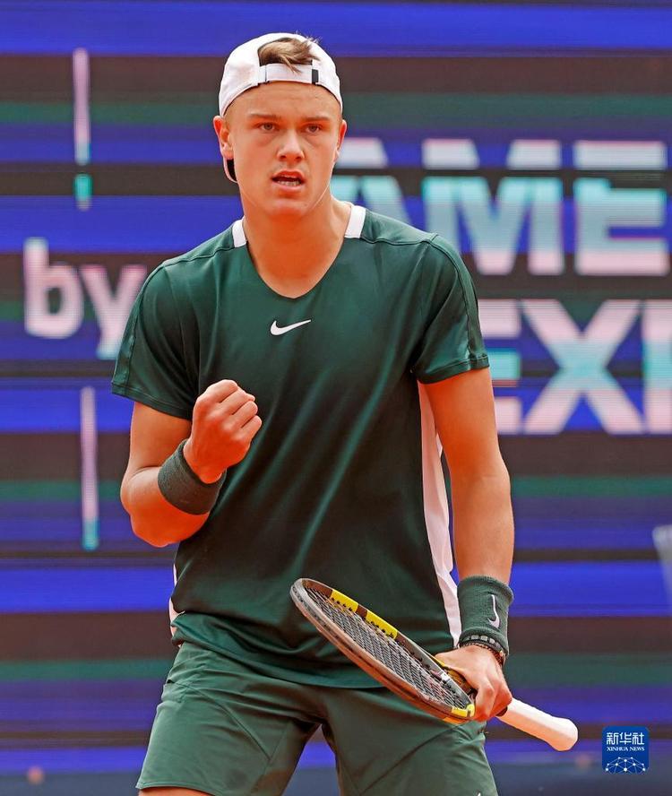 练有助于在 练有助于在